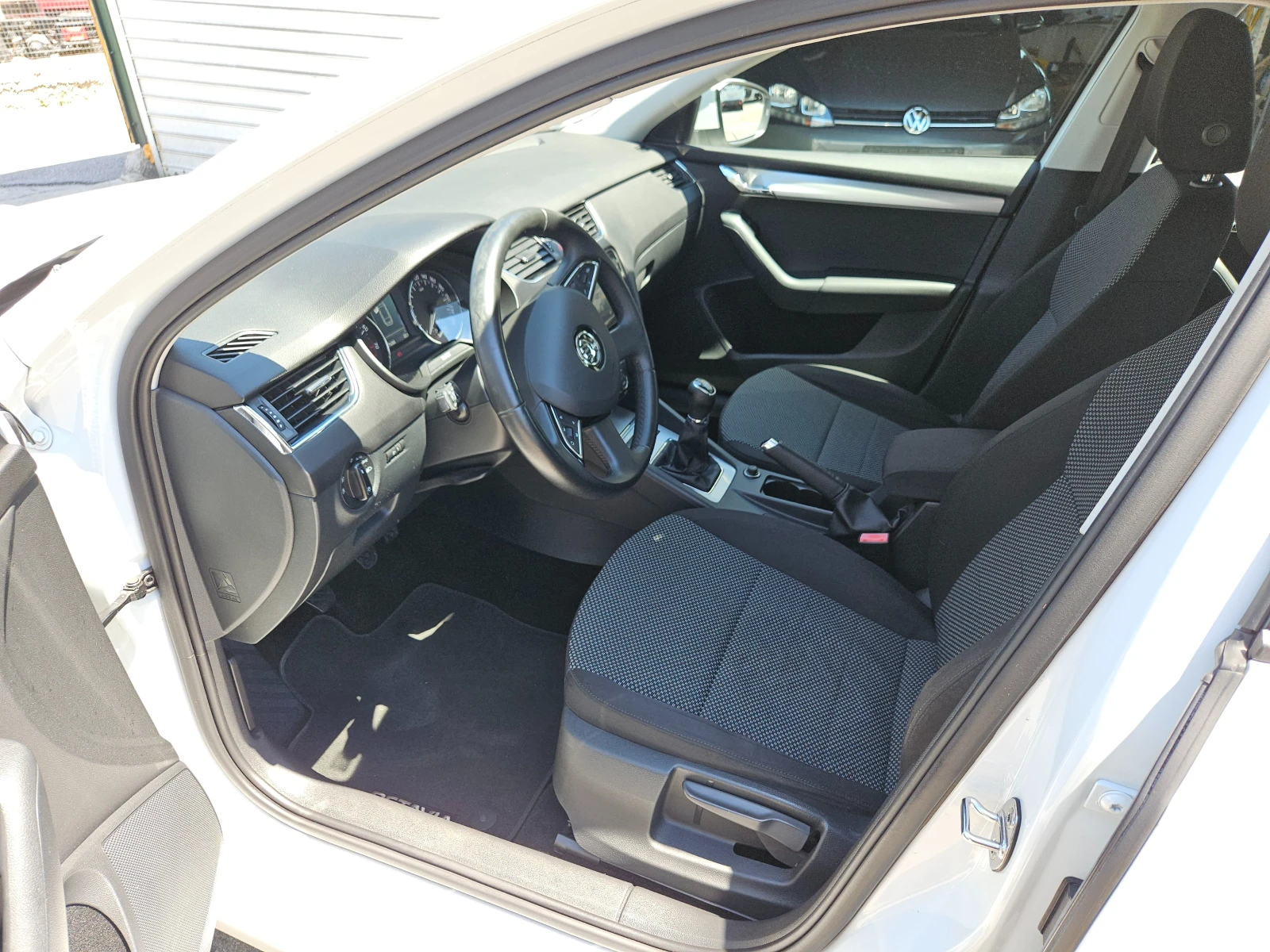 Skoda Octavia 1.4G-TEC/CNG/110k.c/6ск/ACC/NAVI/БЛУТУТ/EURO 6/ТОП - изображение 9