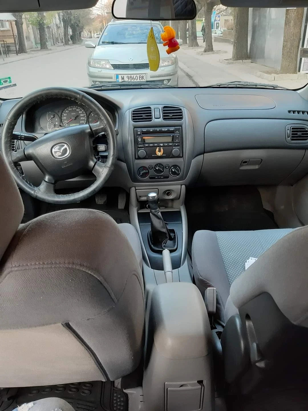 Mazda 323  - изображение 7