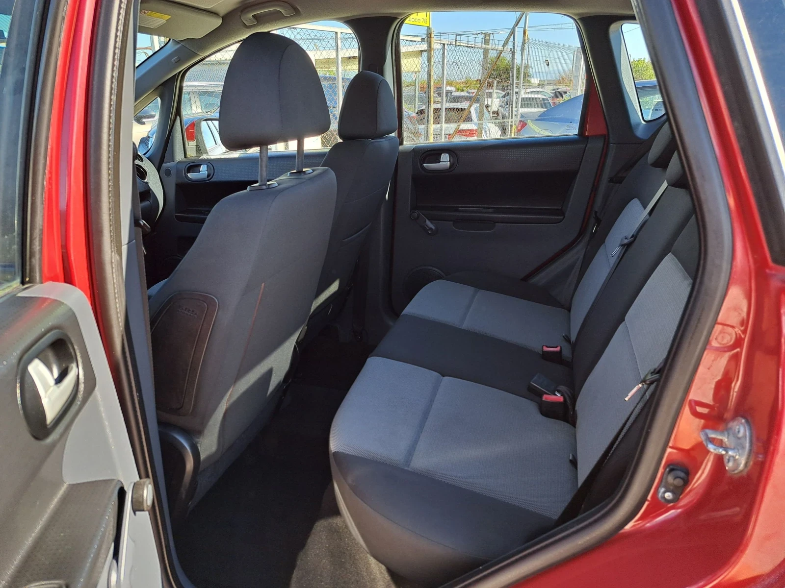 Mitsubishi Colt 1.3i   173000 | Mobile.bg   15