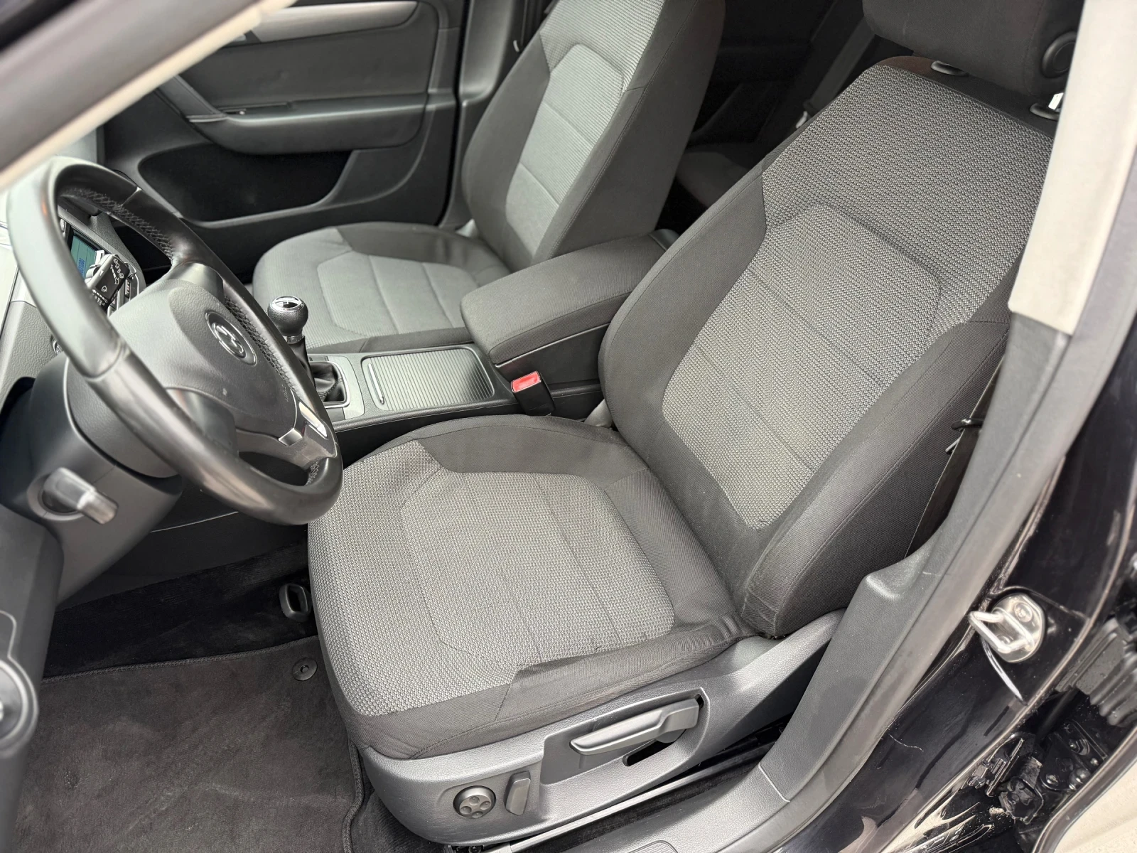 VW Passat 2.0TDI* 140.* 2013*  * 211.000*  | Mobile.bg   12