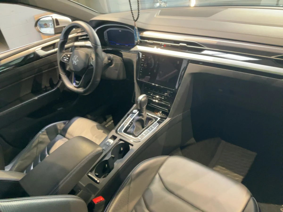 VW Arteon R 2.0 TSI 4Motion Shooting Brake 360/Head-up/ H/K - изображение 6