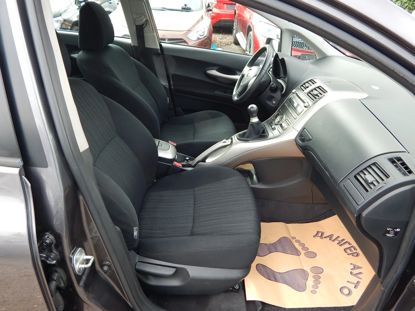 Toyota Auris 1.4D4D* 145000km.* EURO4*  | Mobile.bg � ����������� 16