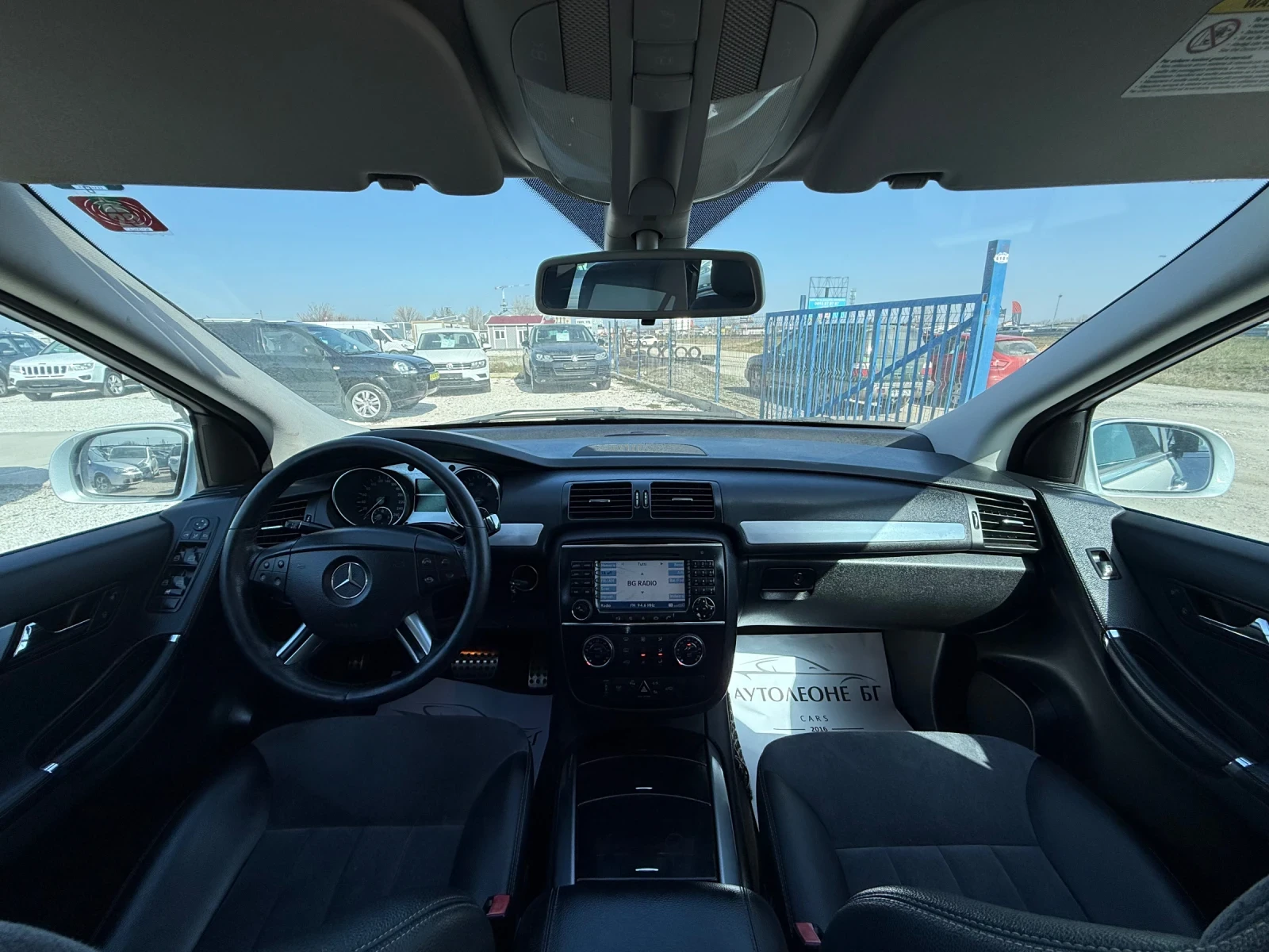 Mercedes-Benz R 320 CDi 4matic, снимка 11 - Автомобили и джипове - 53835852
