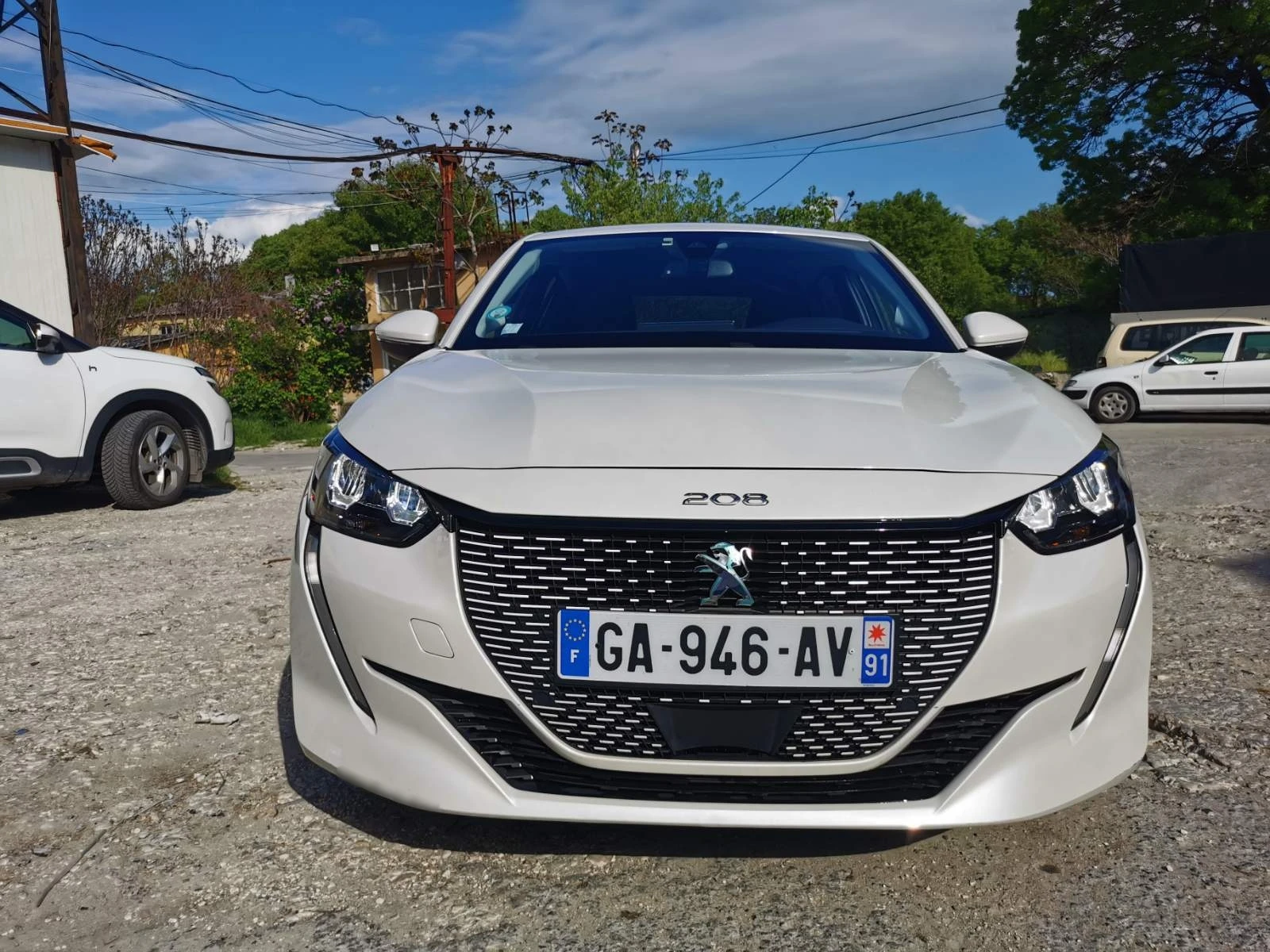 Peugeot 208 Allure e-208, 45000км, снимка 7 - Автомобили и джипове - 54490470