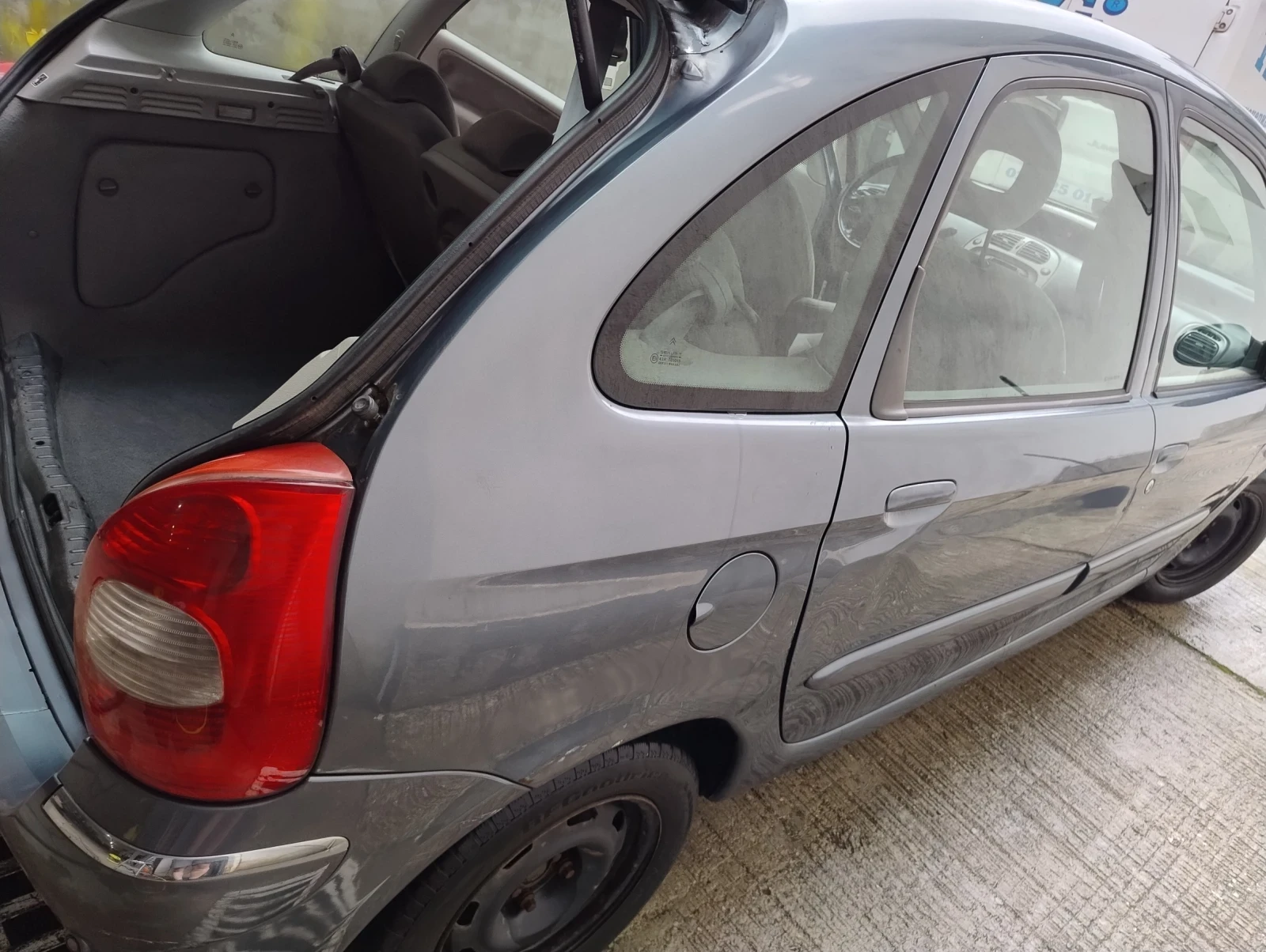 Citroen Xsara picasso 1, 6i, снимка 17 - Автомобили и джипове - 54755635