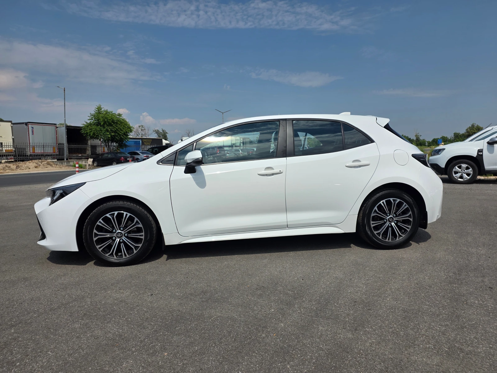 Toyota Corolla Comfort М/Т-116кс, снимка 2 - Автомобили и джипове - 55134287