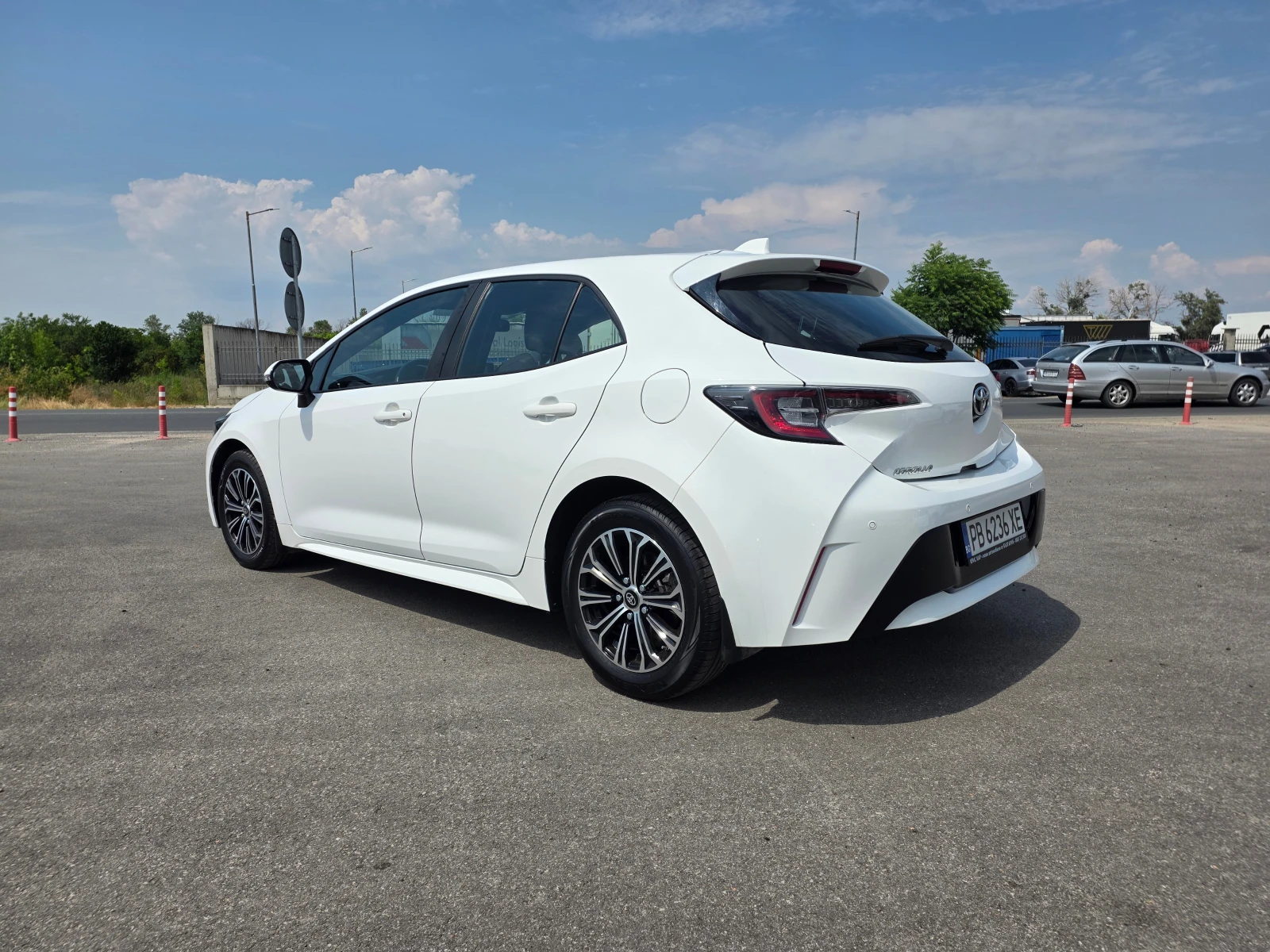Toyota Corolla Comfort М/Т-116кс, снимка 3 - Автомобили и джипове - 55134287