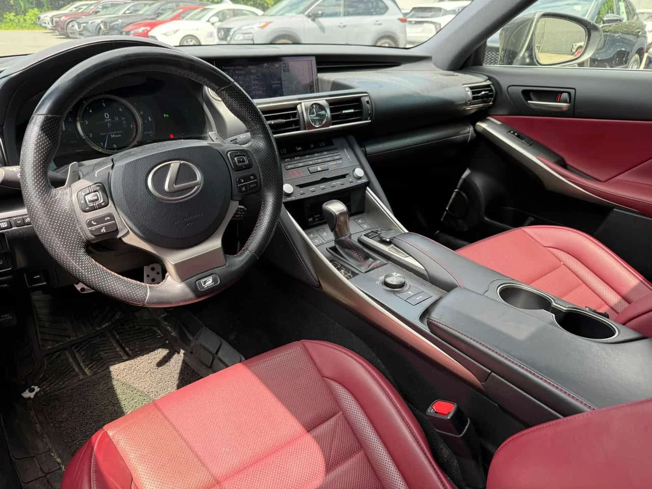 Lexus IS 350 * CARFAX * ОПЦИЯ ЗА ФИНАНСИРАНЕ , снимка 9 - Автомобили и джипове - 55227041