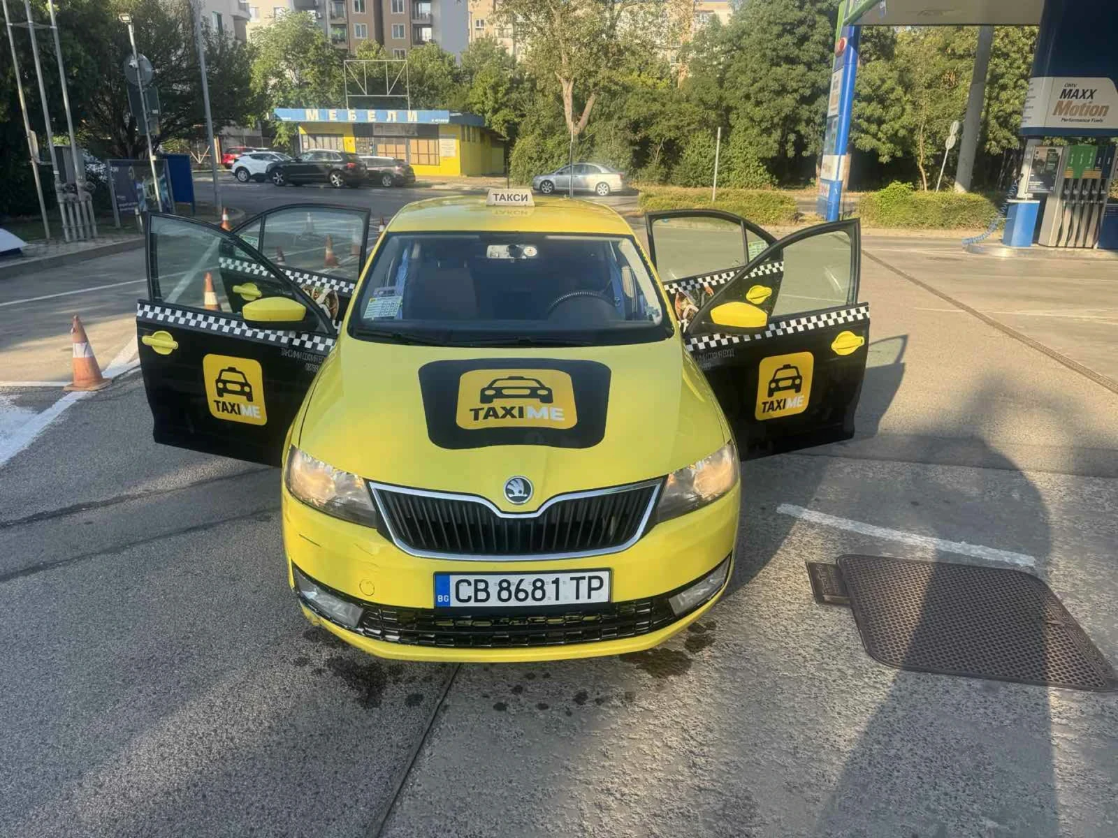 Skoda Rapid  1 2 газ 2013 г 4555 ефро , снимка 8 - Автомобили и джипове - 55624758