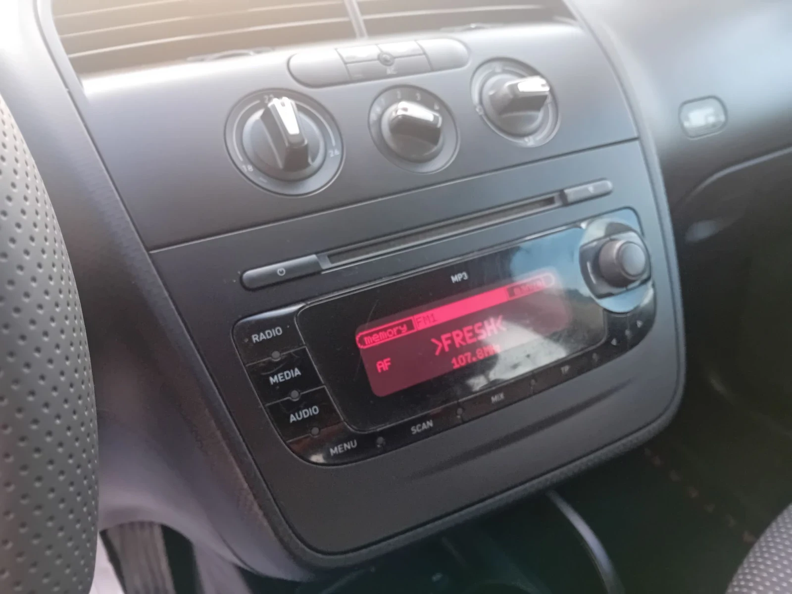 Seat Altea 1.6 102k.s Gaz, снимка 13 - Автомобили и джипове - 55846747