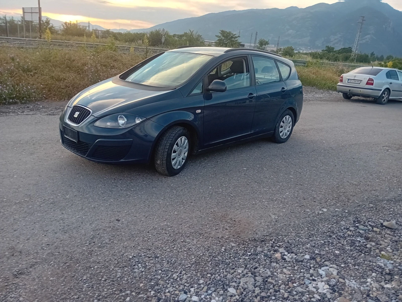 Seat Altea 1.6 102k.s Gaz, снимка 8 - Автомобили и джипове - 55846747