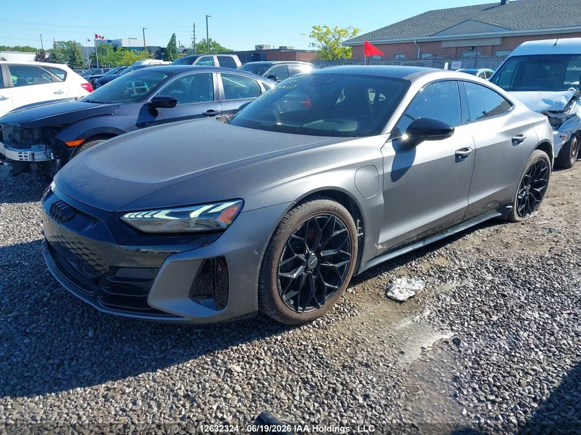 Audi E-Tron GT, снимка 2 - Автомобили и джипове - 56566646