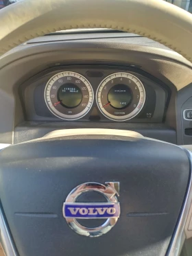 Volvo XC60, снимка 10