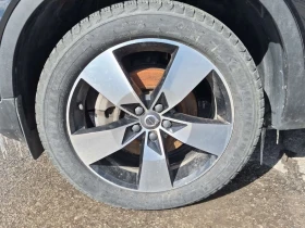 Volvo XC40 MOMENTUM| PANORAMA| 2 КЛЮЧА| CARFAX  - 21600 € / 42245.93 лв. - 68292731 6