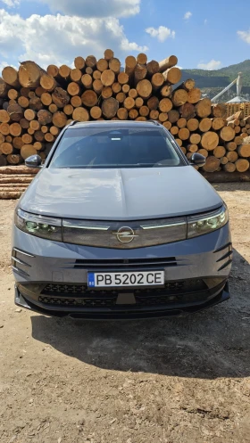 ����� �� �������� �� Opel Grandland GS HYBRID 