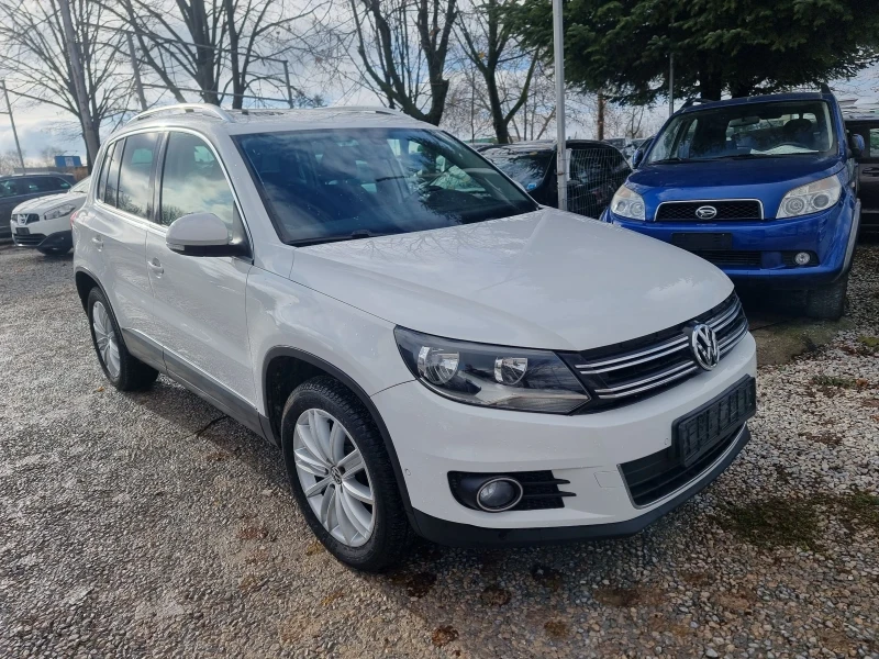 VW Tiguan 2.0TDI, снимка 3 - Автомобили и джипове - 48269656