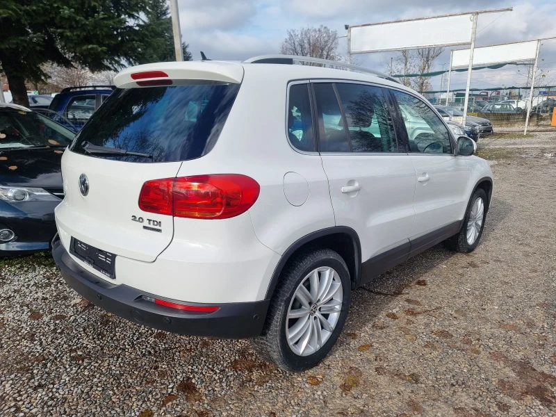 VW Tiguan 2.0TDI, снимка 7 - Автомобили и джипове - 48269656