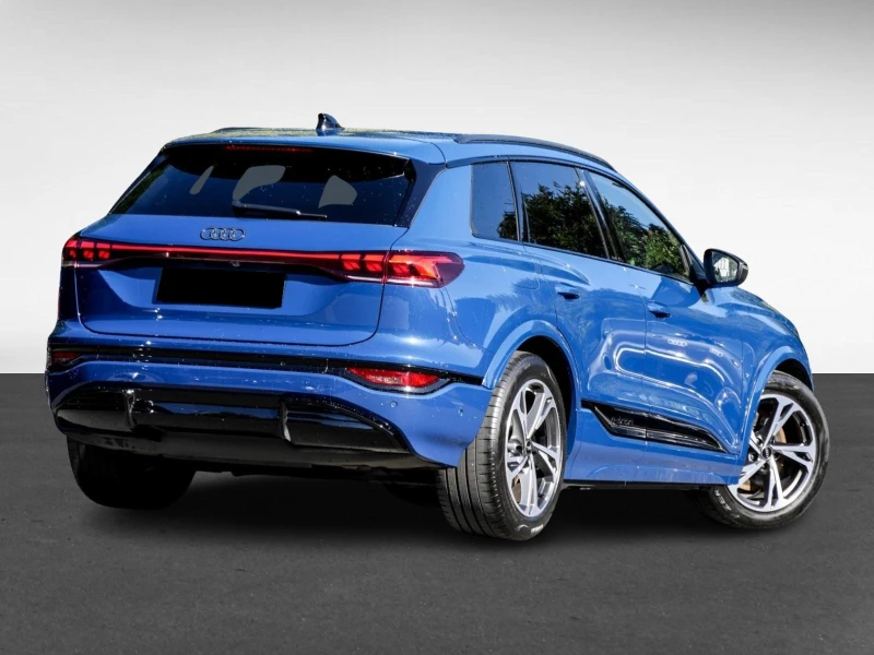 Audi Q6 SQ6 E-TRON/QUATTRO/B&O/MATRIX/HEAD UP/360/MMI DISP, снимка 4 - Автомобили и джипове - 52339932