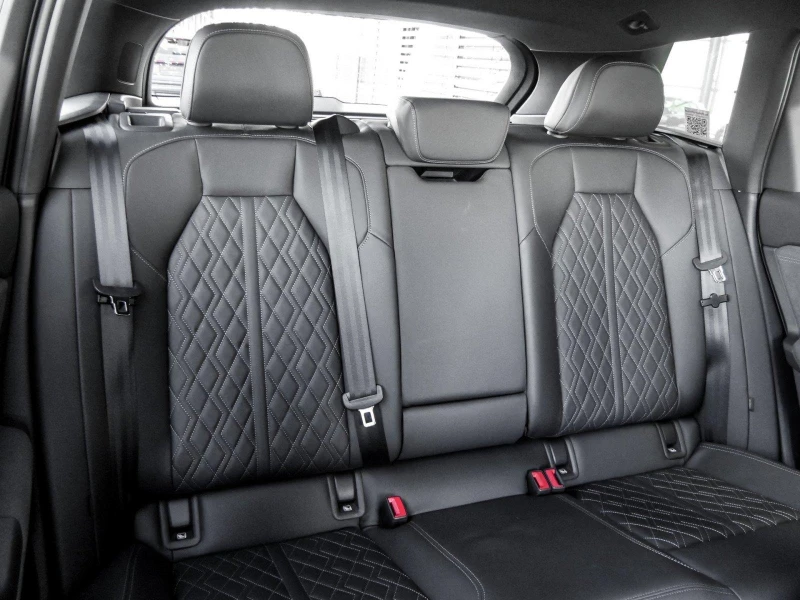 Audi Q6 SQ6 E-TRON/QUATTRO/B&O/MATRIX/HEAD UP/360/MMI DISP, снимка 13 - Автомобили и джипове - 52339932
