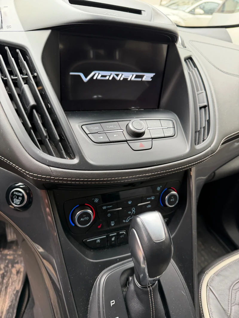 Ford Kuga Vignale, 4х4, 240 к.с., снимка 9 - Автомобили и джипове - 53264404