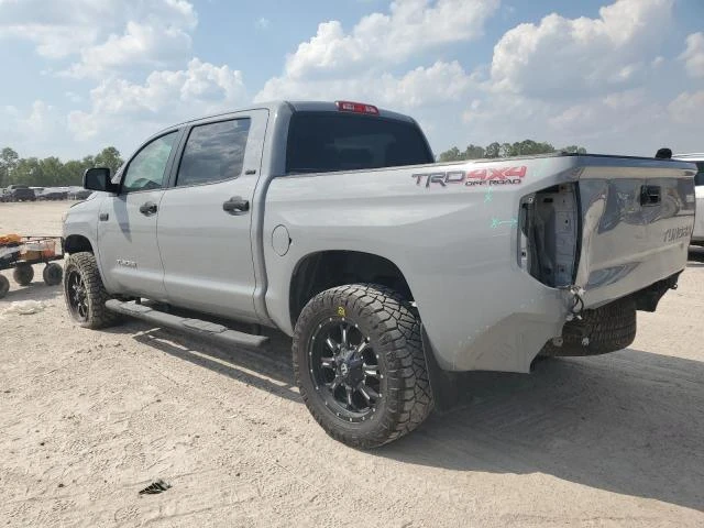 Toyota Tundra CREWMAX SR5, снимка 4 - Автомобили и джипове - 48014858