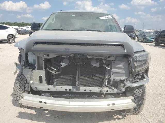 Toyota Tundra CREWMAX SR5, снимка 2 - Автомобили и джипове - 48014858