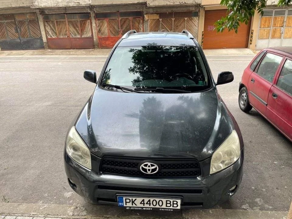 Toyota Rav4 D4D 2, 2  - изображение 4