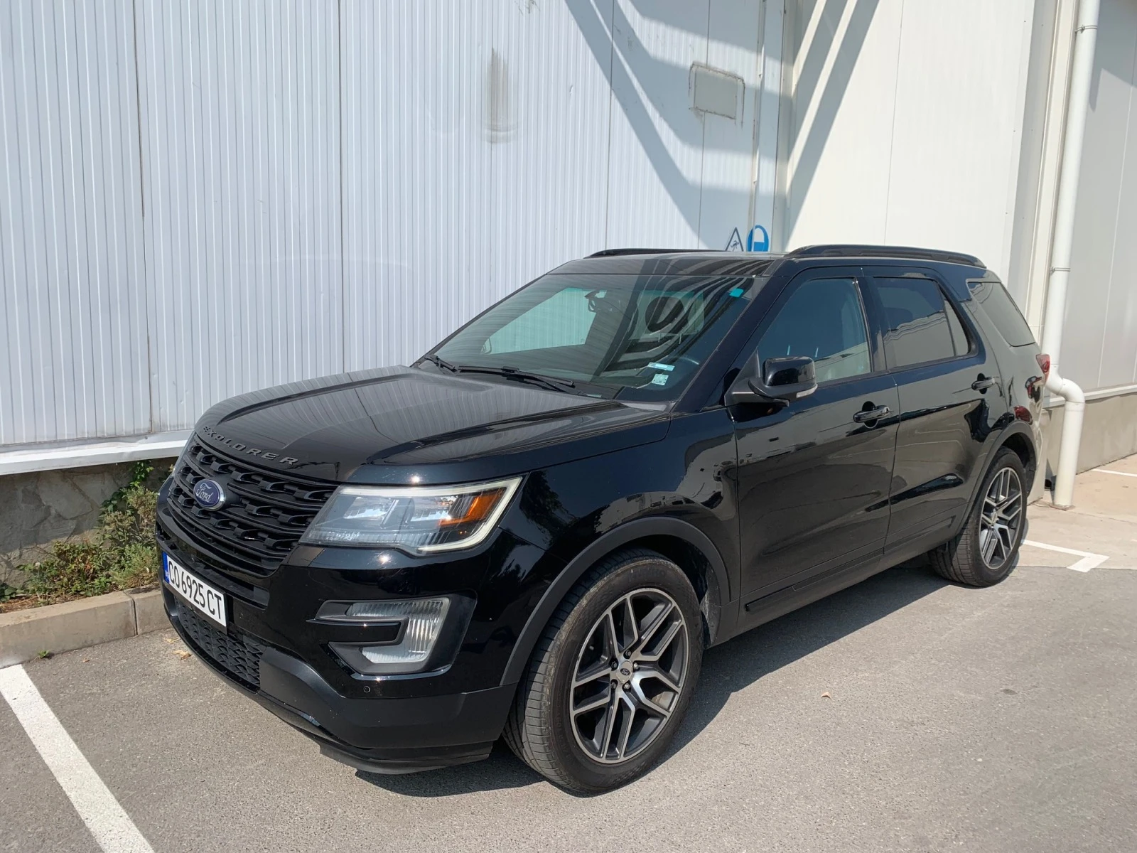 Ford Explorer Sport - изображение 2