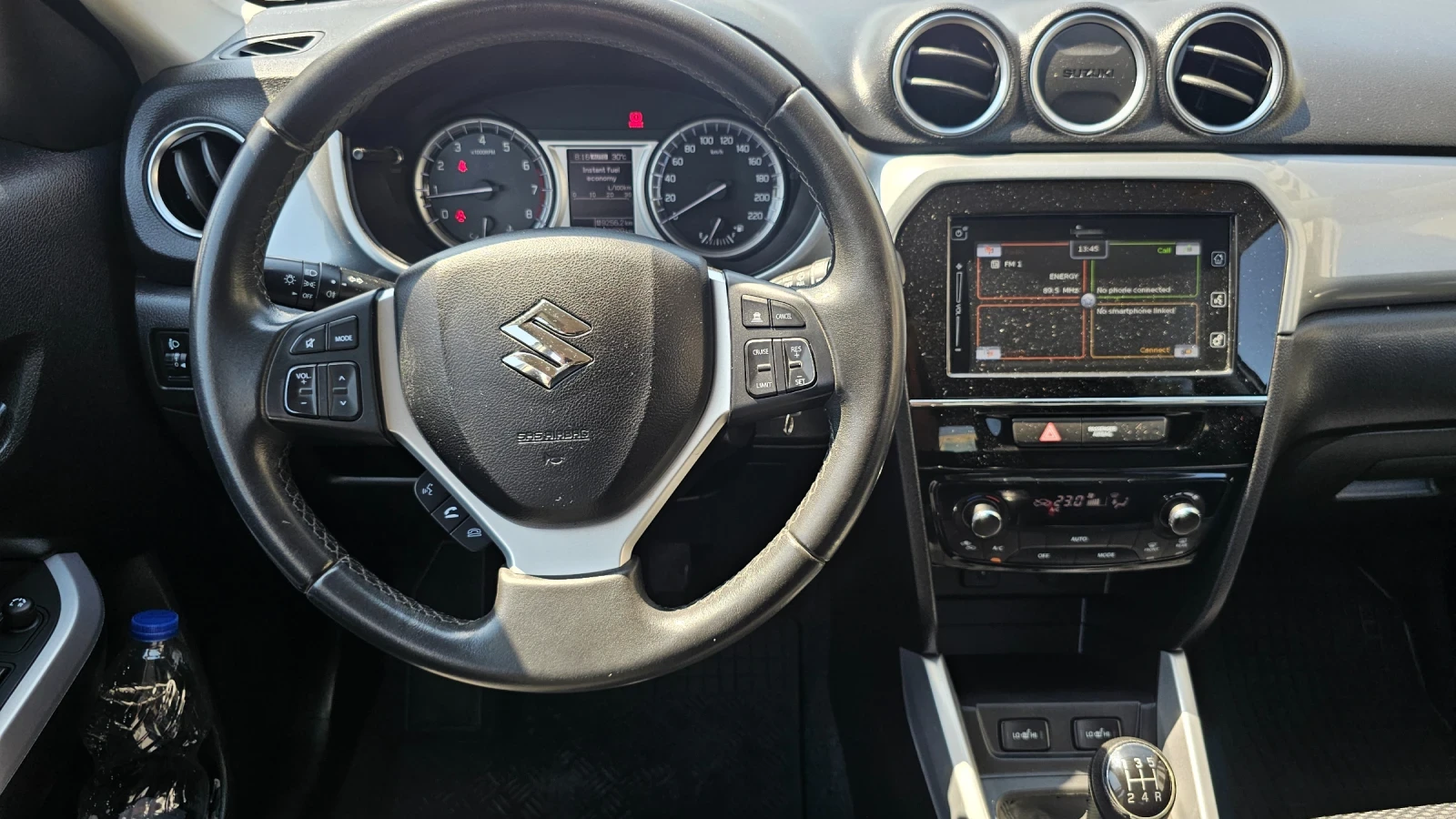 Suzuki Vitara 1.6 4x4 Euro6 - изображение 10