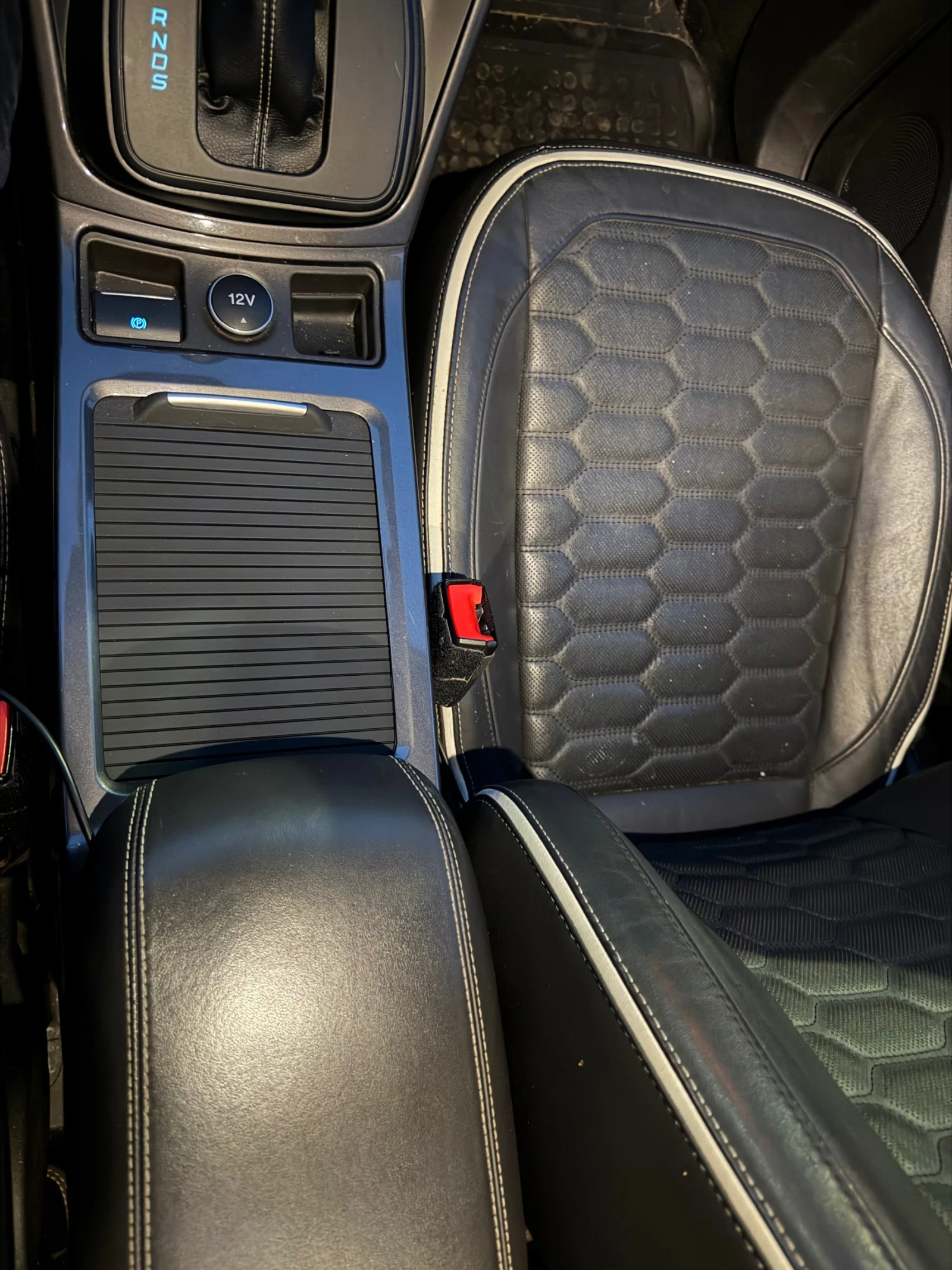 Ford Kuga Vignale, 4�4, 240 �.�. | Mobile.bg � ����������� 11