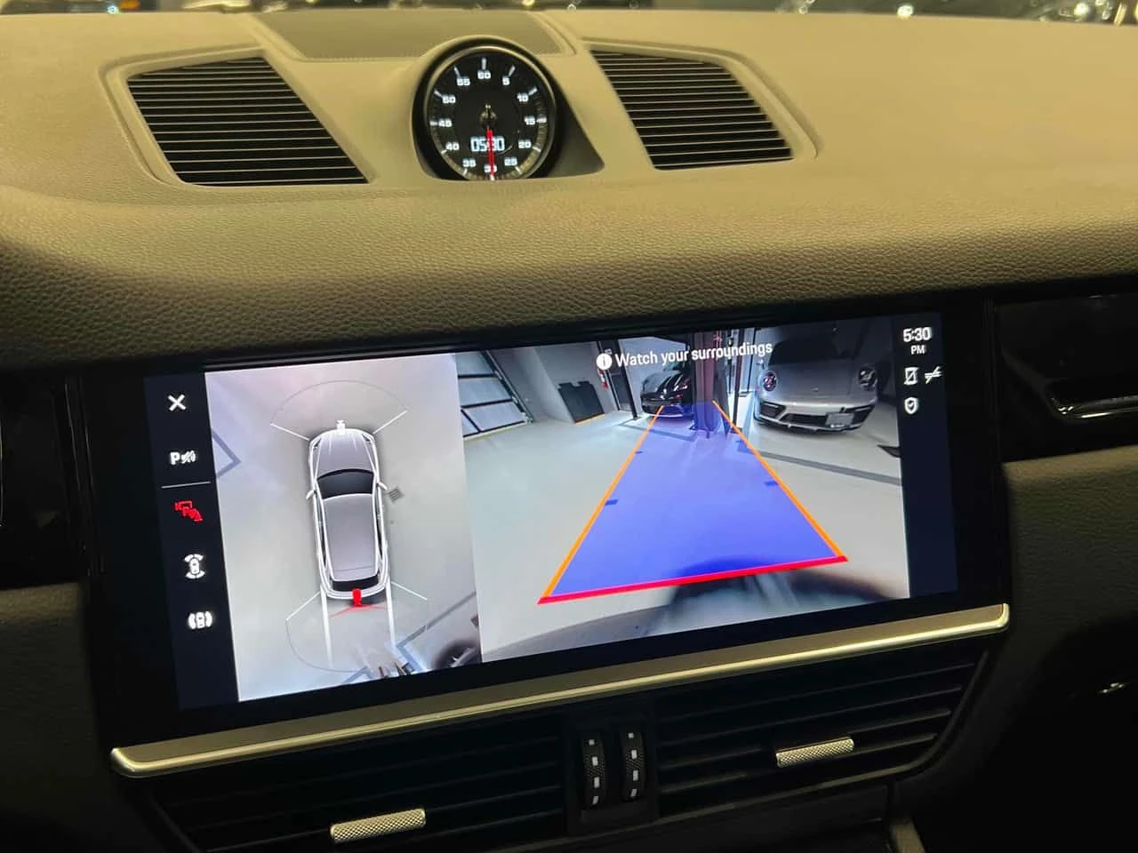 Porsche Cayenne * БЕЗ ЗАБЕЛЕЖКИ* ОБДУХВАНЕ* 360КАМЕРИ* BOSE* , снимка 16 - Автомобили и джипове - 53749301