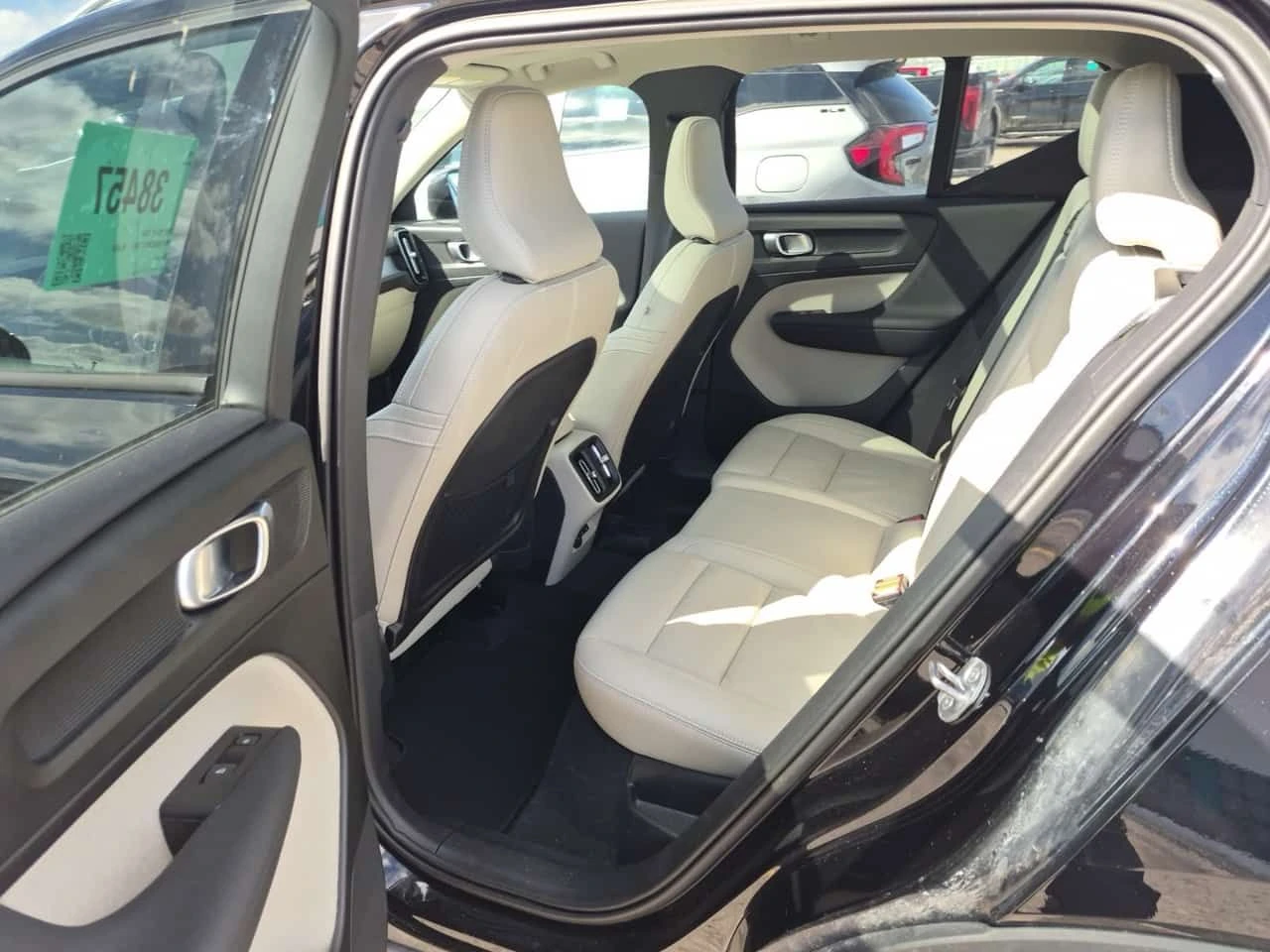 Volvo XC40 MOMENTUM| PANORAMA| 2 �����| CARFAX  | Mobile.bg � ����������� 12