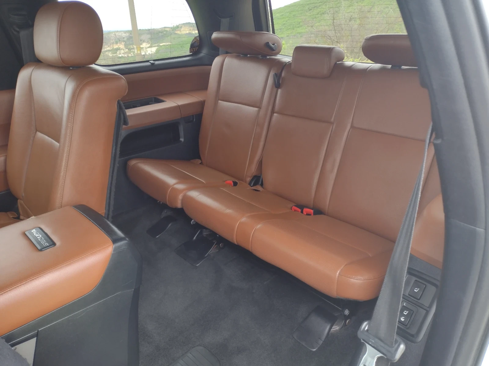 Toyota Sequoia Platinum, снимка 10 - Автомобили и джипове - 54276765