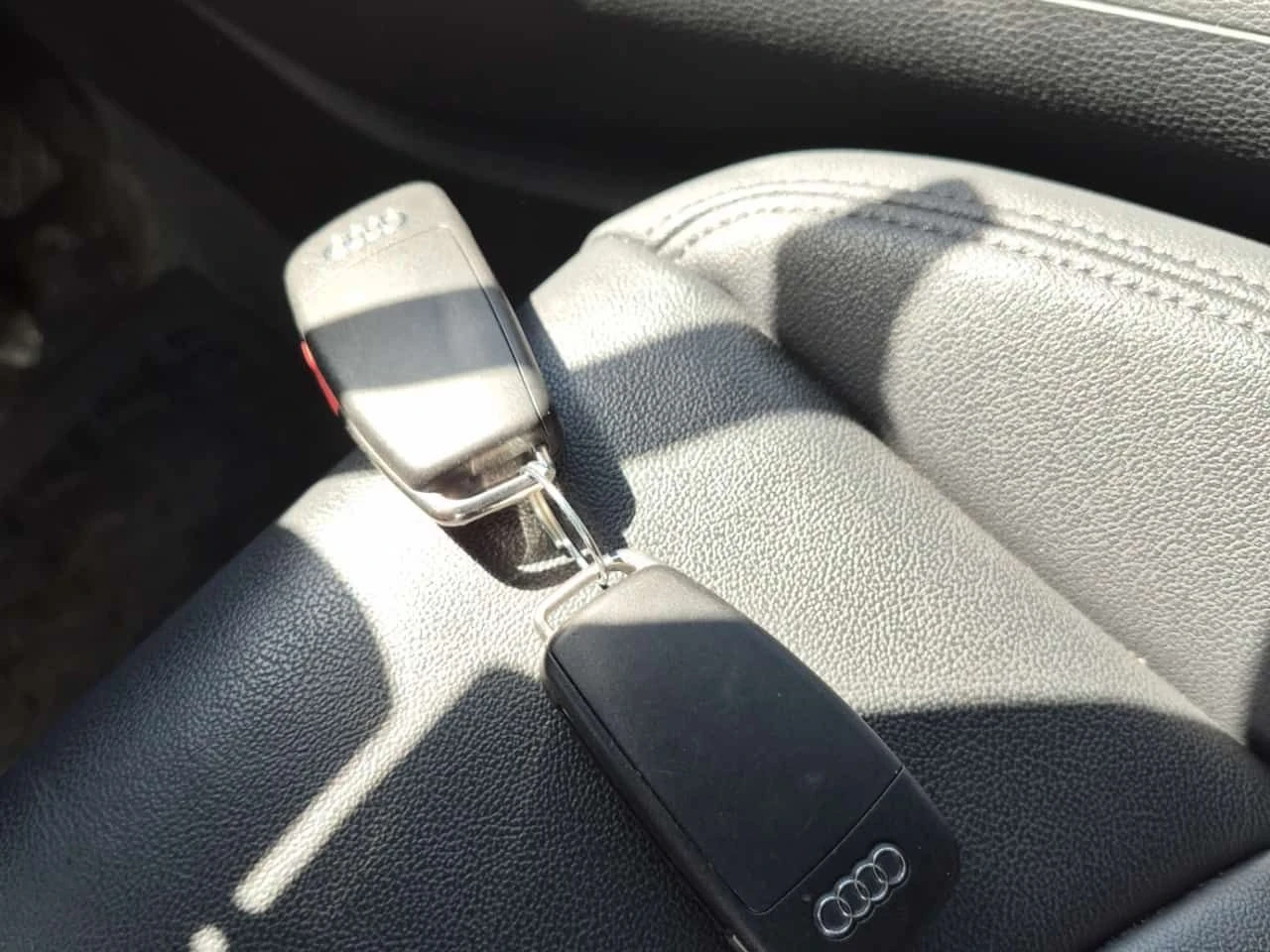 Audi Q3  TECHNIK| PANO| ПАМЕТ| ПОДГРЕВИ| 2 КЛЮЧА| , снимка 9 - Автомобили и джипове - 54763904
