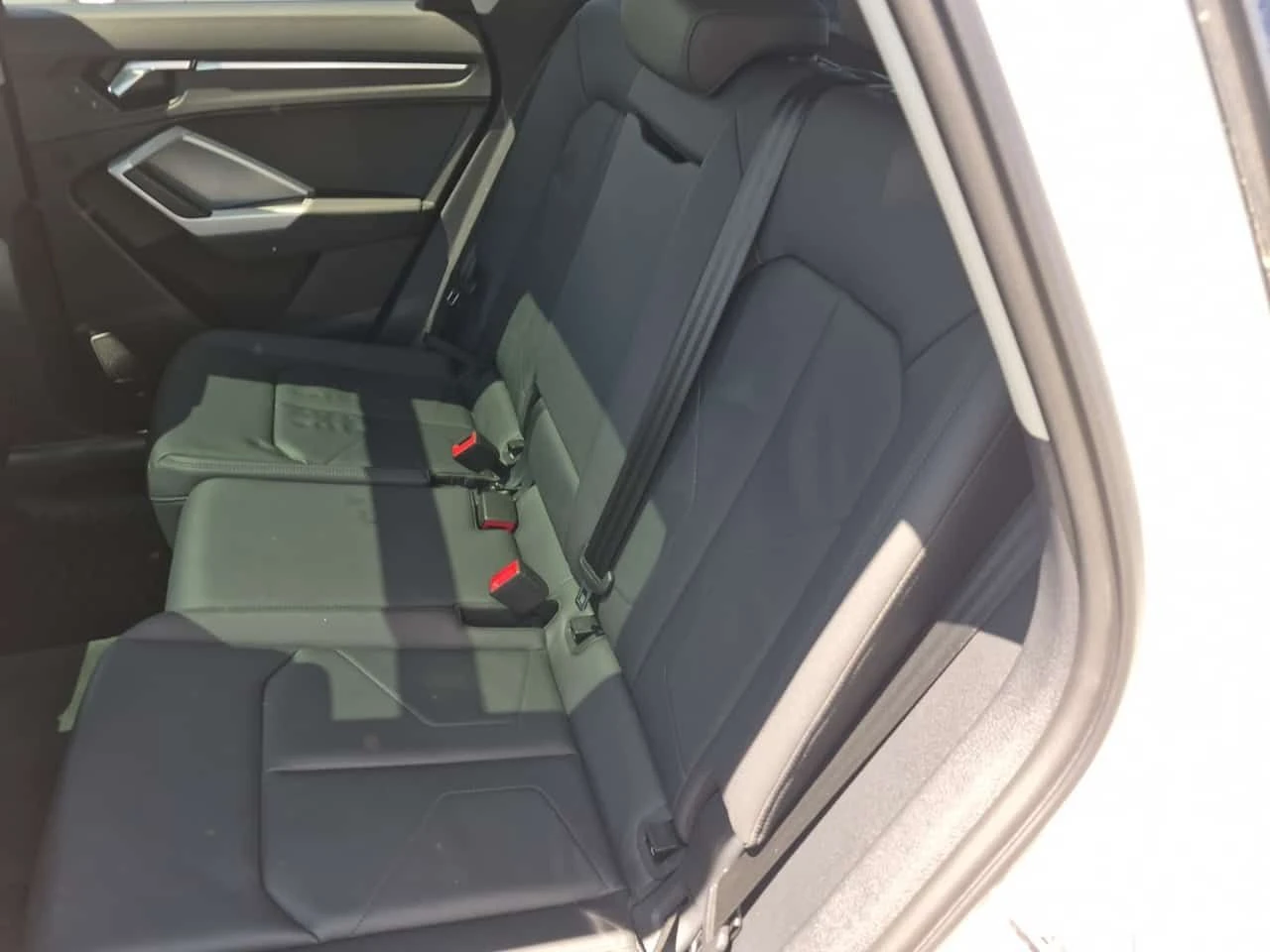 Audi Q3  TECHNIK| PANO| ПАМЕТ| ПОДГРЕВИ| 2 КЛЮЧА| , снимка 12 - Автомобили и джипове - 54763904