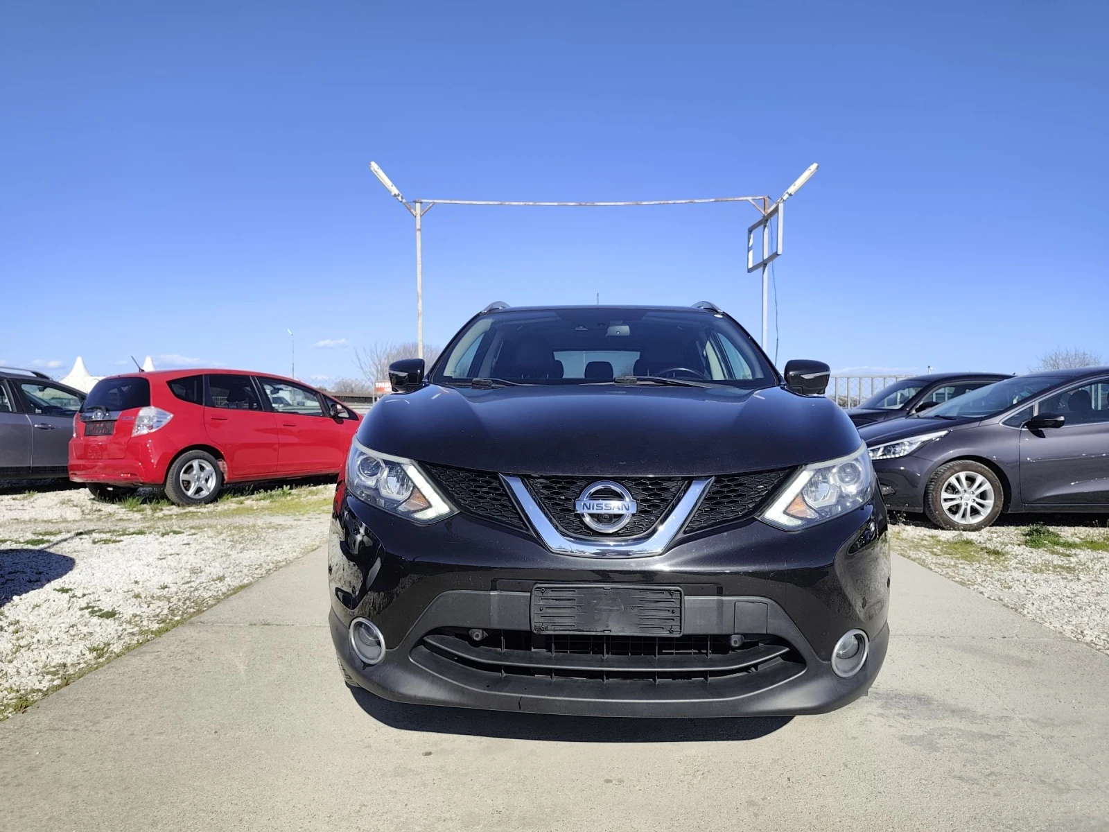 Nissan Qashqai 1.5DCI, Панорама, Кожа, Навигация, , снимка 2 - Автомобили и джипове - 54848154