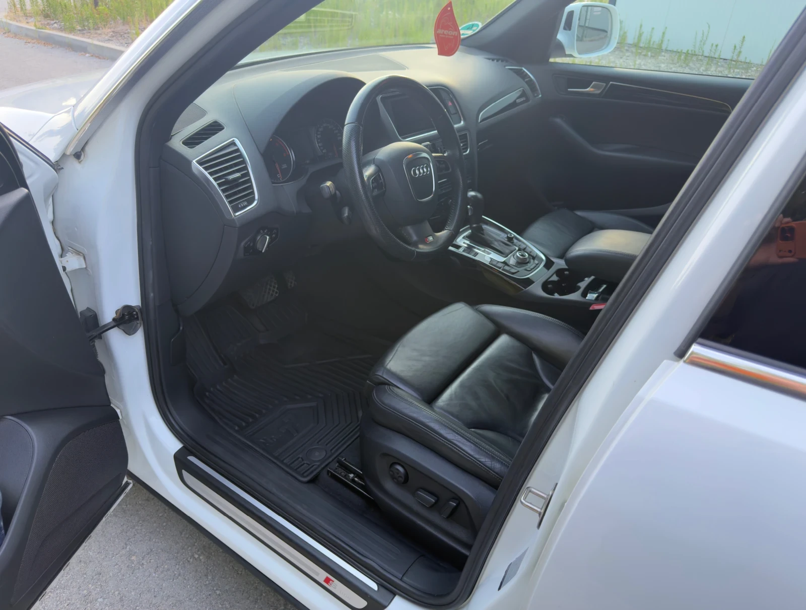 Audi Q5 3.0TDI Quattro S-Line, снимка 8 - Автомобили и джипове - 55645552