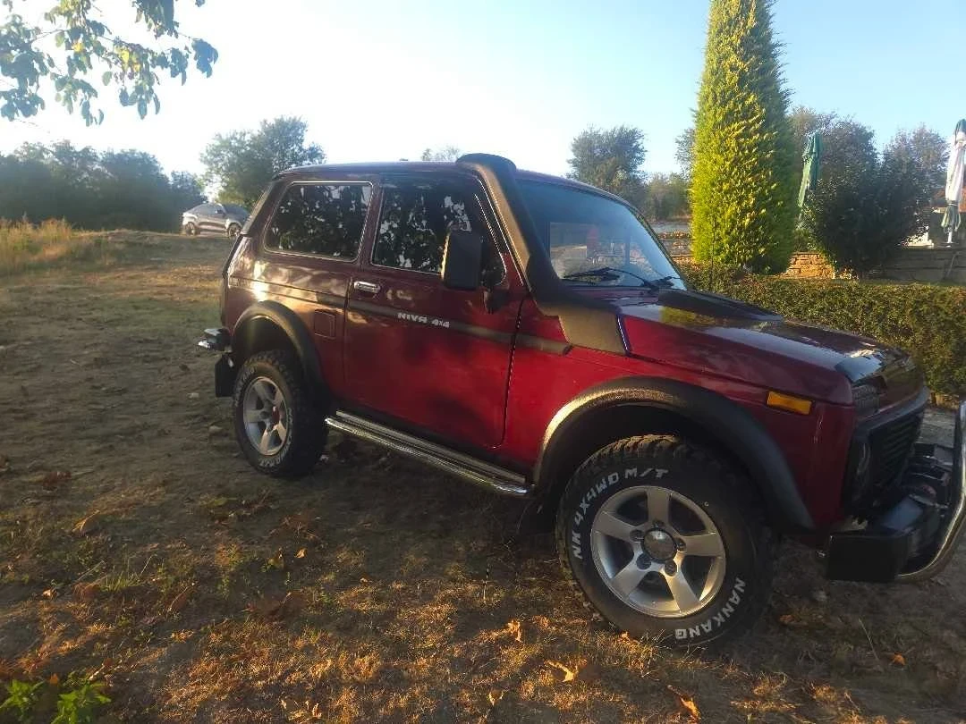 Lada Niva, снимка 15 - Автомобили и джипове - 55895012