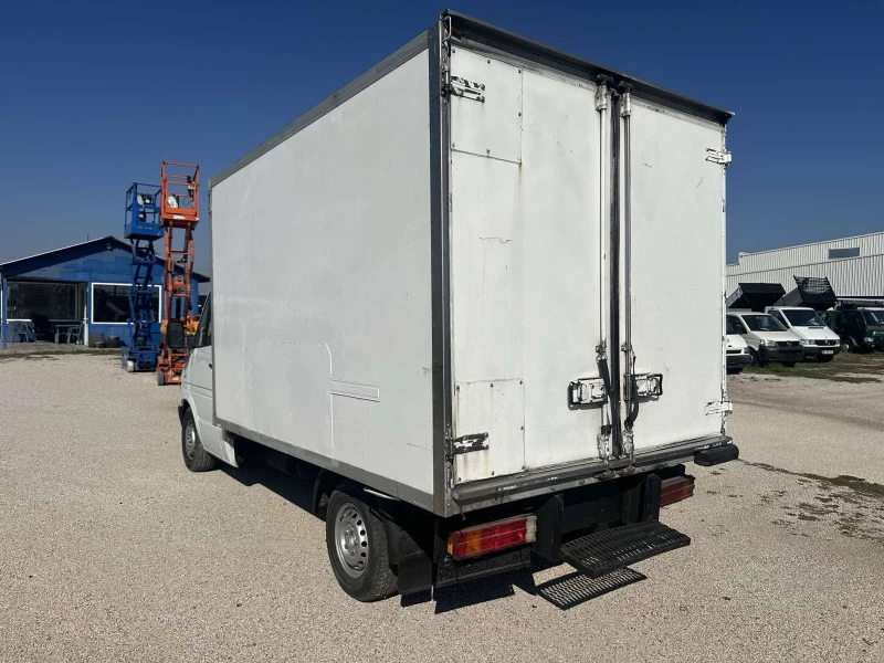 Mercedes-Benz Sprinter 313 Хладилен, снимка 7 - Бусове и автобуси - 47378884