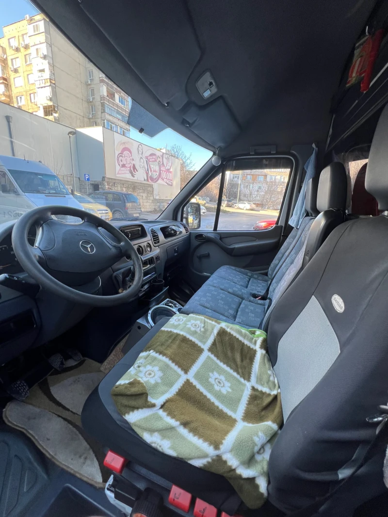 Mercedes-Benz Sprinter 213 2.2 CDi, снимка 6 - Бусове и автобуси - 48871778