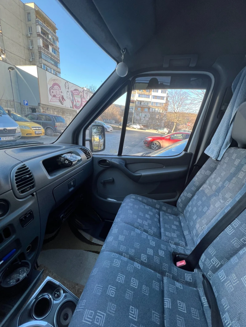 Mercedes-Benz Sprinter 213 2.2 CDi, снимка 9 - Бусове и автобуси - 49493803