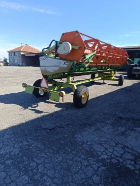 Комбайн Claas Tucano 440, снимка 13