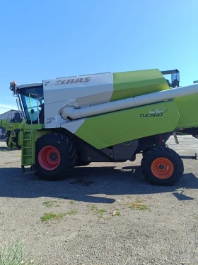 Комбайн Claas Tucano 440, снимка 3