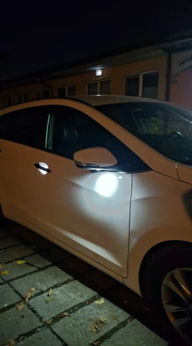 Hyundai I30 1.6 CRDI 110 к.с Weekend-Automat, снимка 17