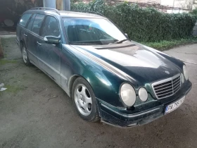Mercedes-Benz E 200, снимка 1