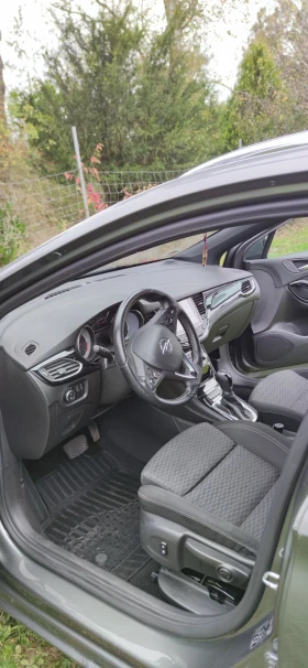 Opel Astra Sport Tourer , снимка 3