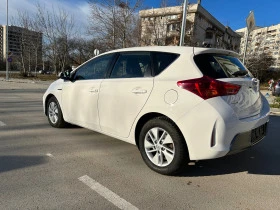 Toyota Auris Хибрид, снимка 6