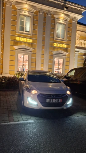 Hyundai I30 1.6 CRDI 110 . Weekend-Automat | Mobile.bg    17