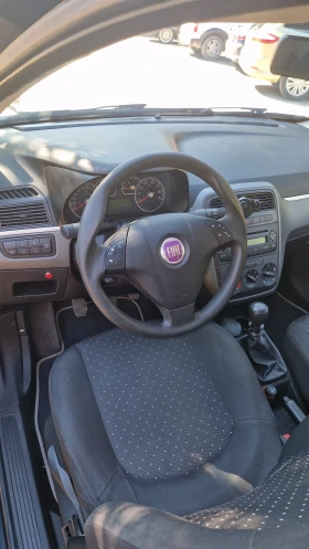 Fiat Punto - 2499 € / 4887.62 лв. - 81109961 7