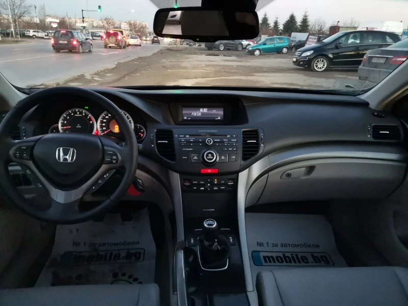 Honda Accord УНИКАТ* 2.4i-vtec/201hp/КОЖА/, снимка 13 - Автомобили и джипове - 47420050